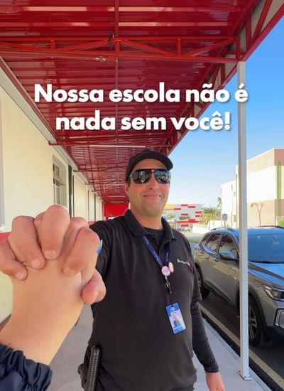 Nossa escola n�o � nada sem voc�! Nossa Senhora Menina
