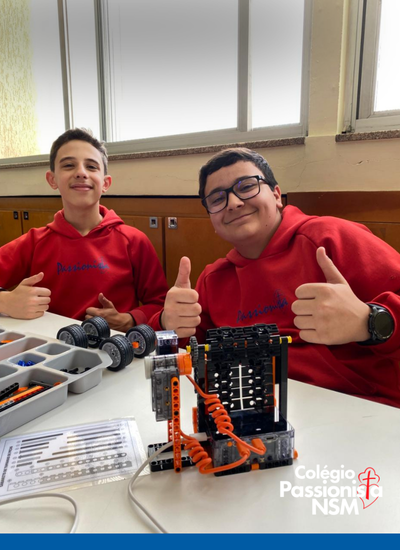 Aqui, a tecnologia  aliada. Nossa Senhora Menina