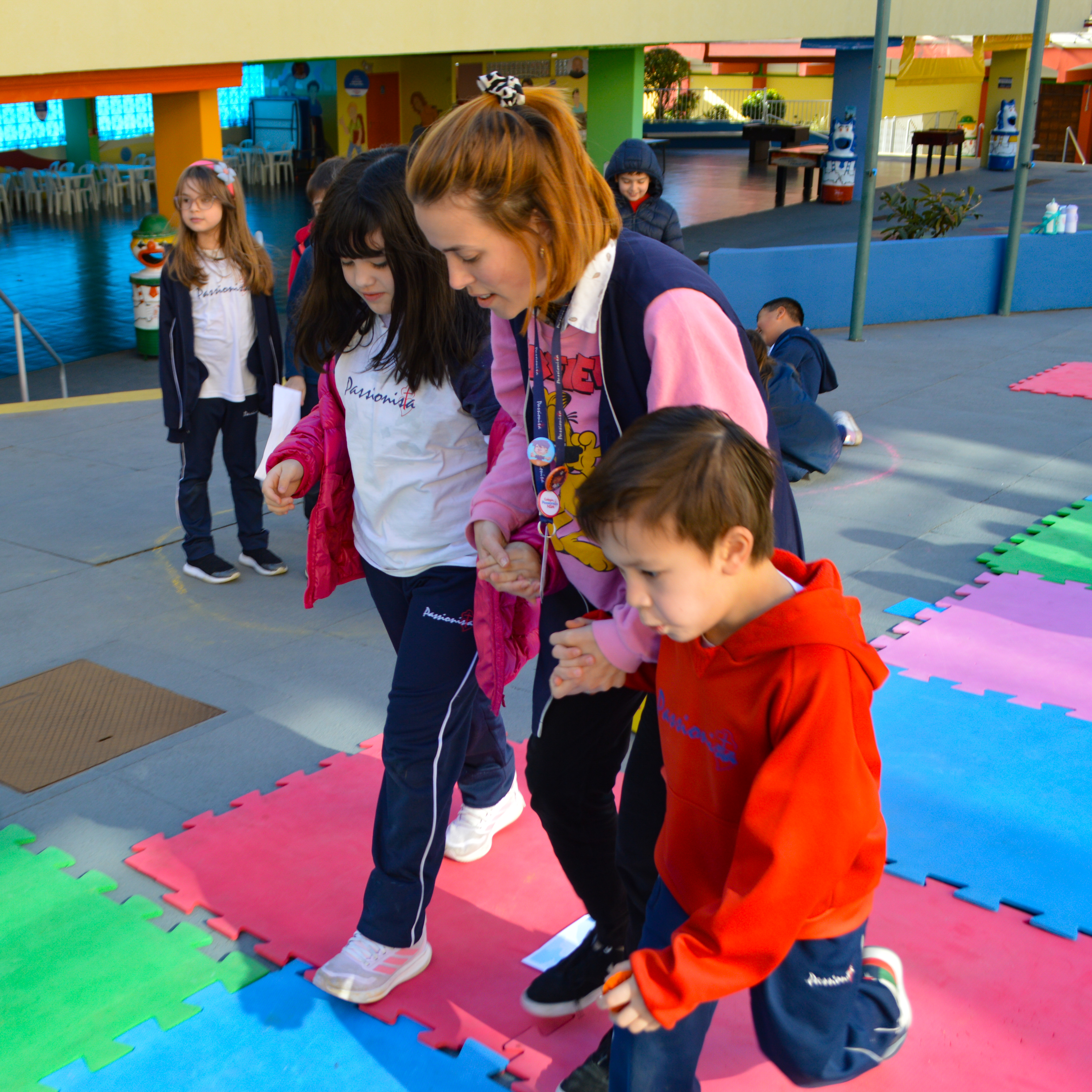 Giant Board Game!  Nossa Senhora Menina