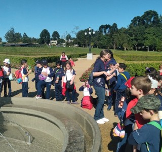 2 Ano visita Jardim Botnico de Curitiba  - Nossa Senhora Menina